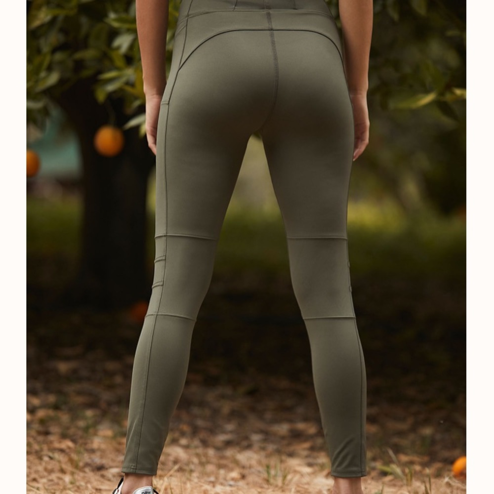 NEW Free People Movement High-Rise Leggings Medium - Picture 3 of 7